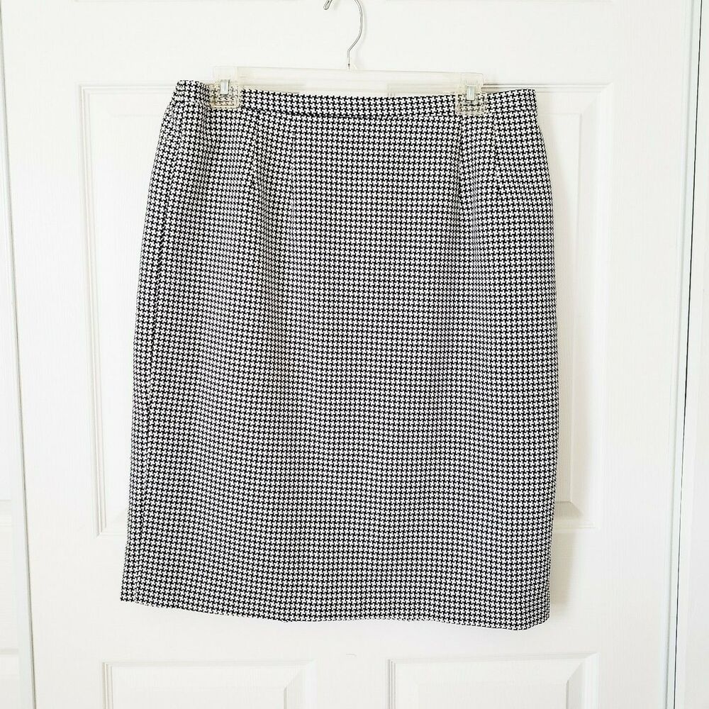 Blacker by Stanley Blacker Women’s Skirt Size 18 White Black Used Vintage Y2K